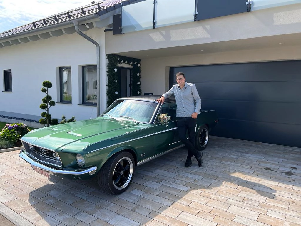 Fabian Lackner ist Inhaber der Fahrzeugvermittlung Baden in Messkirch Fabian Lackner ist Inhaber der Fahrzeugvermittlung Baden in Messkirch